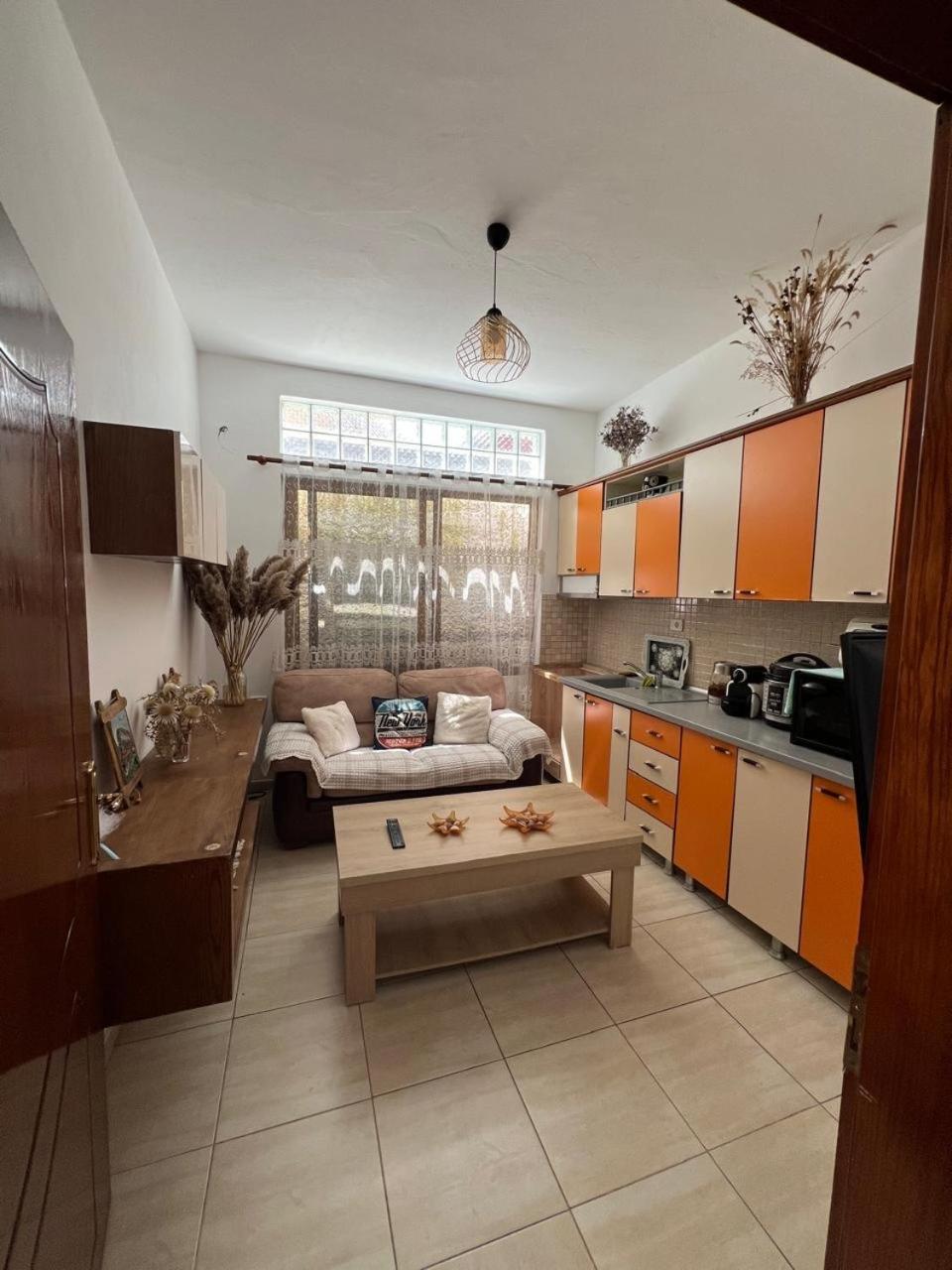 David Guesthouse Shkodër Dış mekan fotoğraf