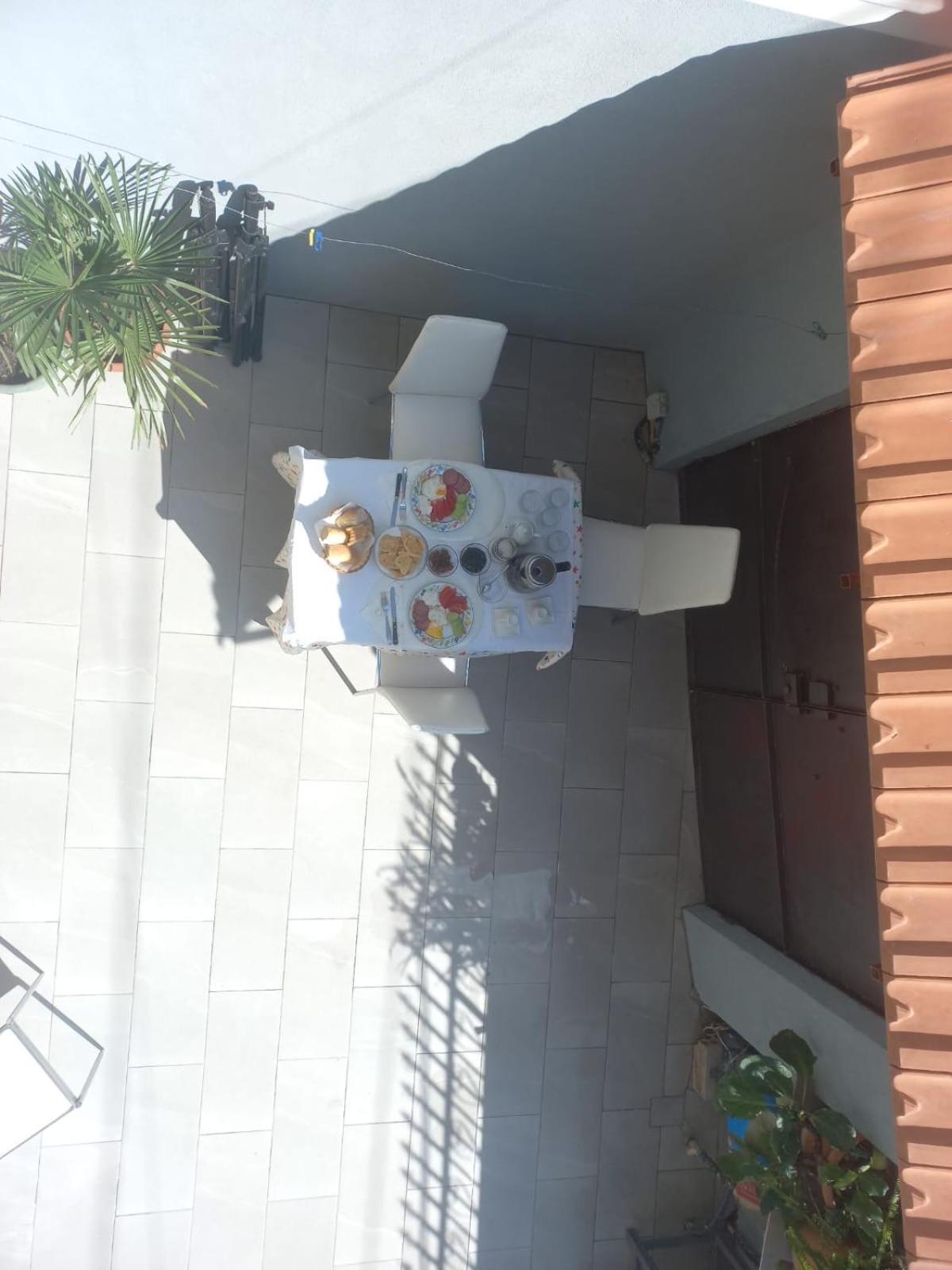 David Guesthouse Shkodër Dış mekan fotoğraf